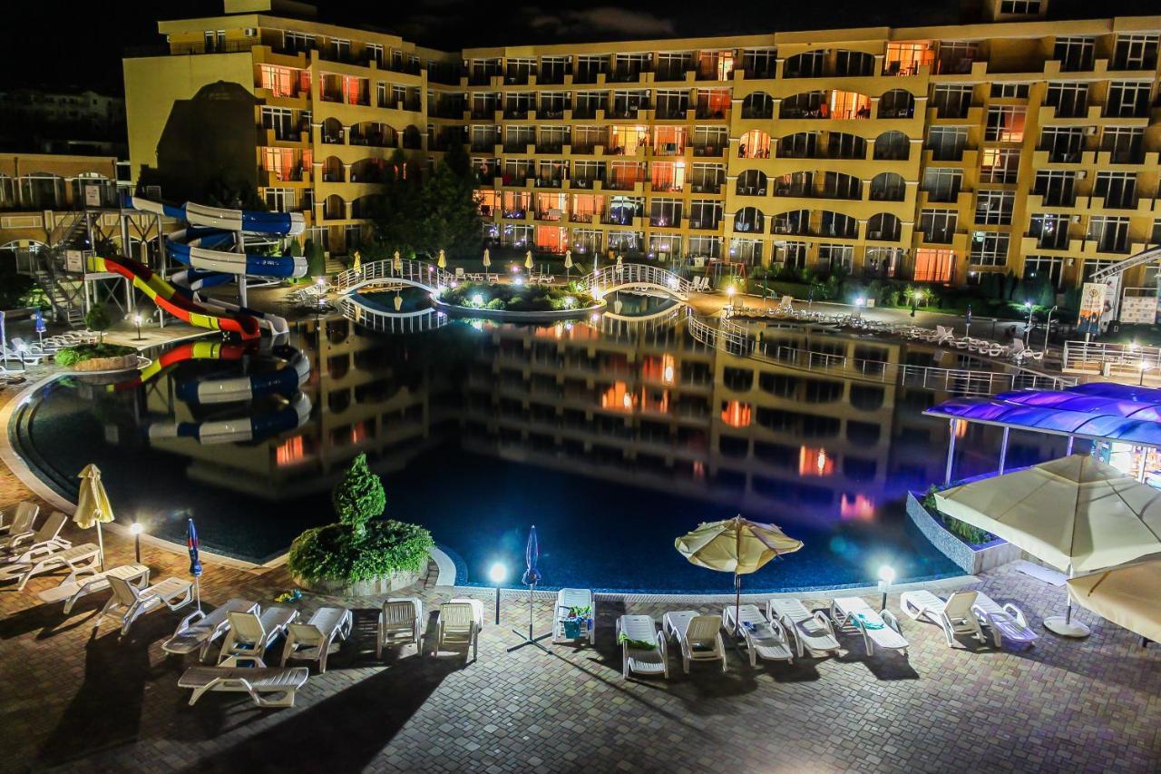 Menada Grand Resort Apartments 阿赫洛伊 外观 照片