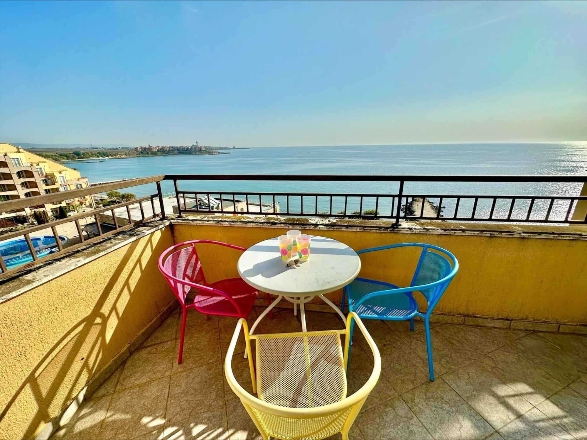 Menada Grand Resort Apartments 阿赫洛伊 外观 照片