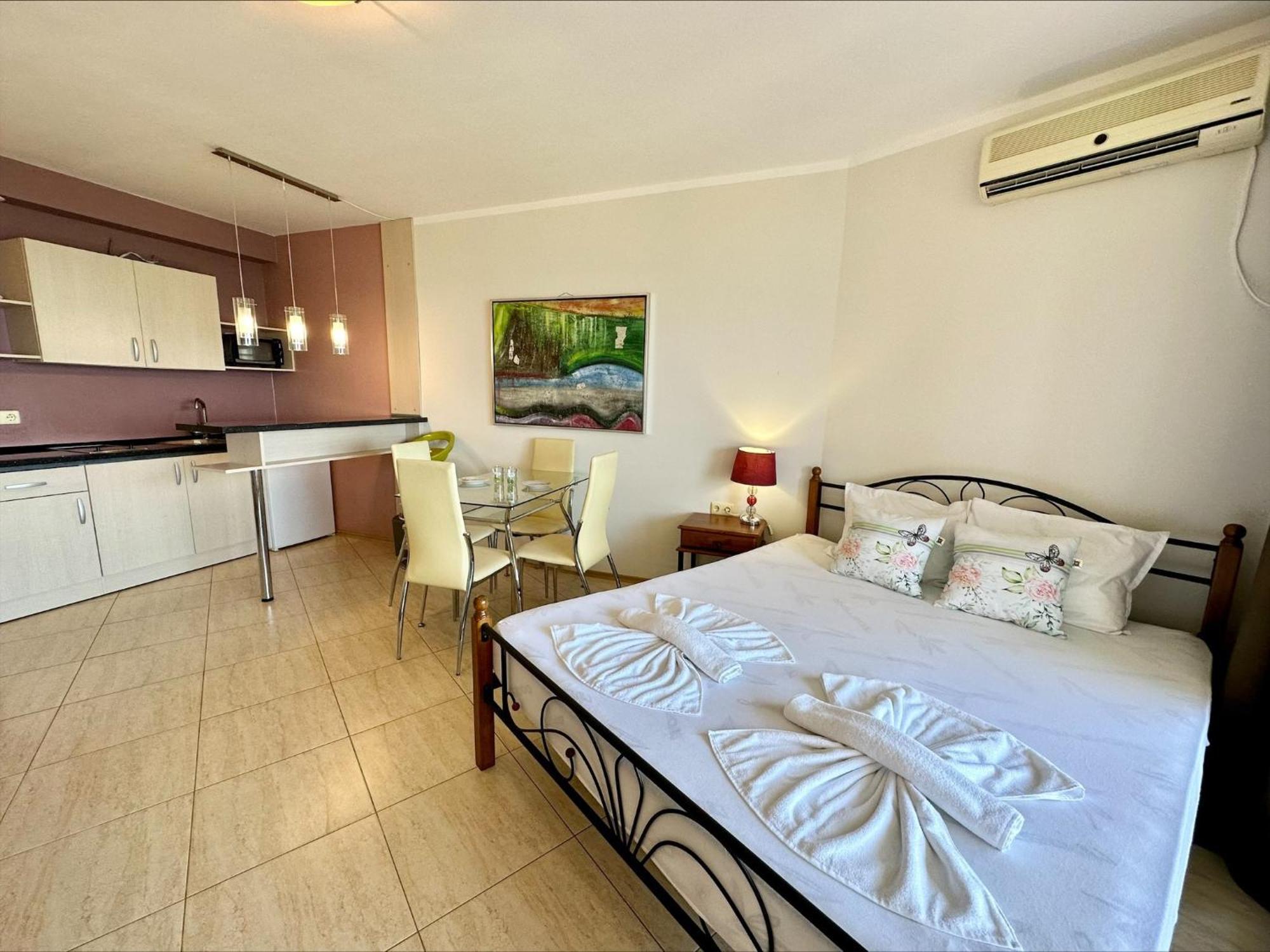 Menada Grand Resort Apartments 阿赫洛伊 客房 照片