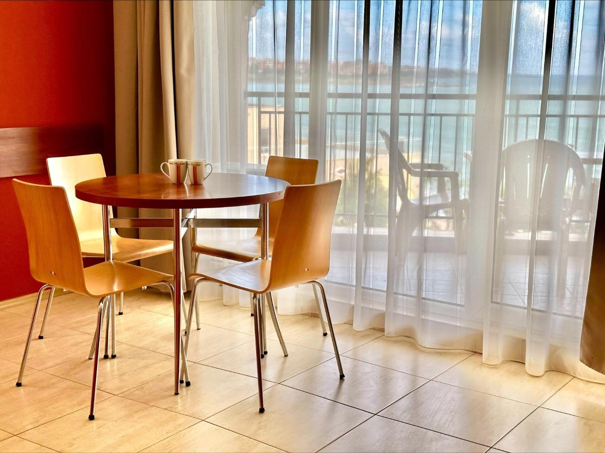 Menada Grand Resort Apartments 阿赫洛伊 客房 照片